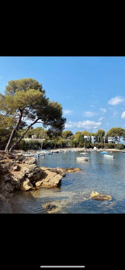 Ferienwohnung Superbe 2P Mezzanine Au Coeur Du Vieil Antibes Exterior foto